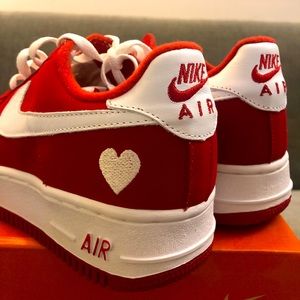Wmns Nike Air Force 1 (Valentines Day Edition)